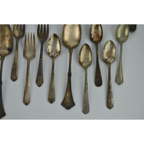 Large Lot 44 Vintage Antique Silverware Flatware Mixed Brands Patterns - Picture 13 of 16